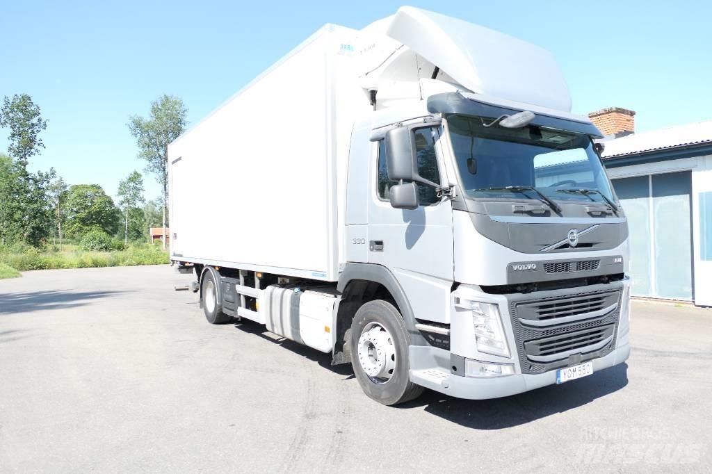 Volvo FM 330 4x2 Koelwagens
