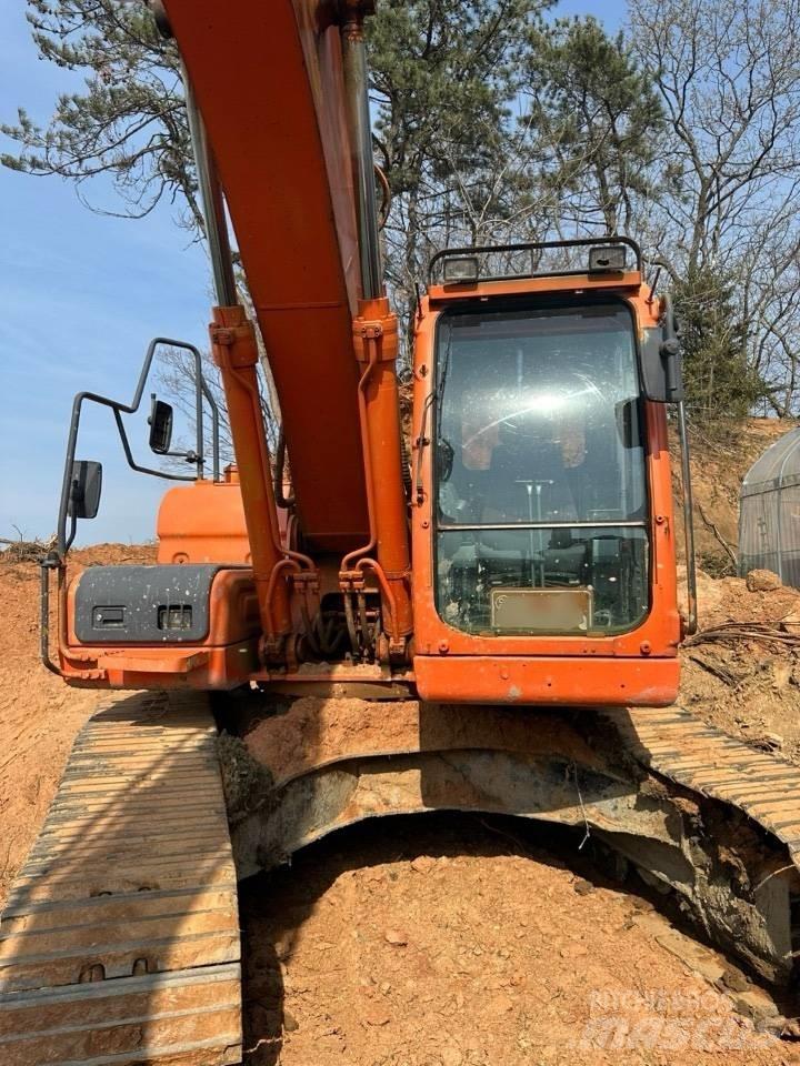 Doosan DX 220 LCA Rupsgraafmachines