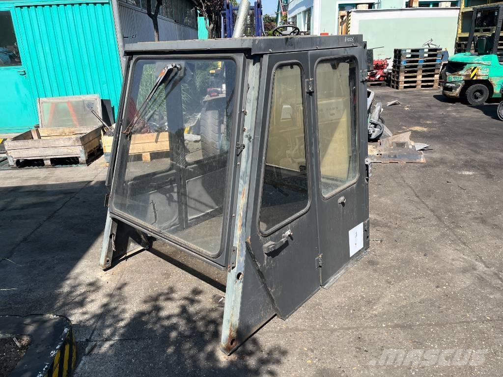 Nissan CABIN W-1038 Cabine en interieur