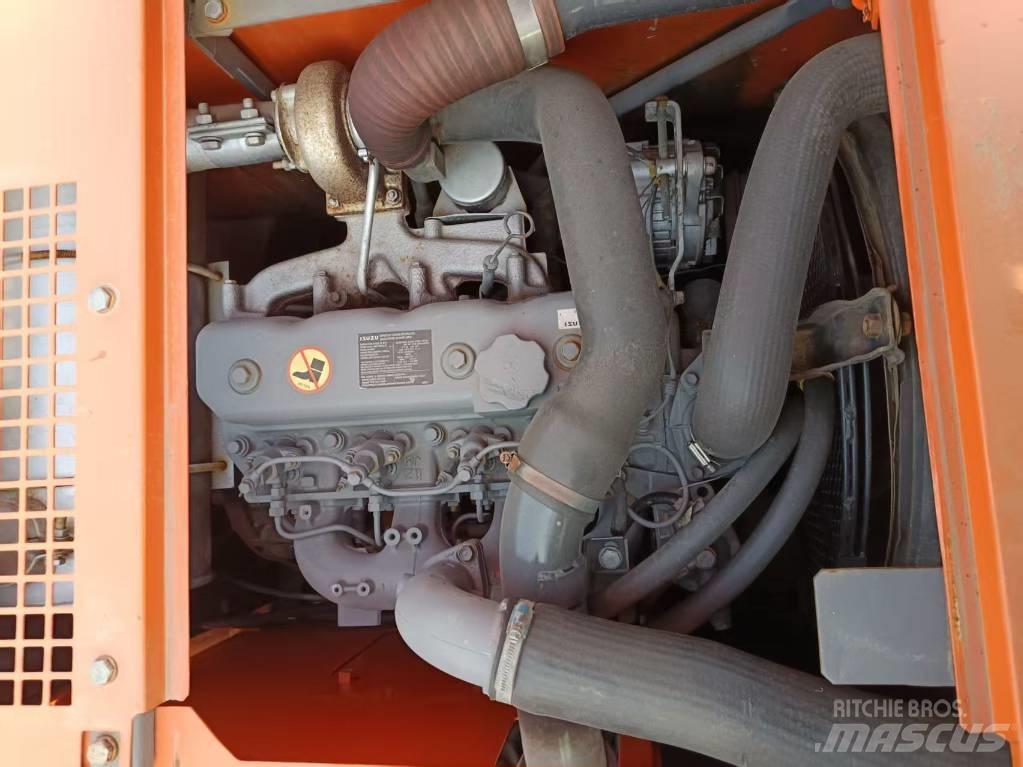Hitachi ZX135 Rupsgraafmachines