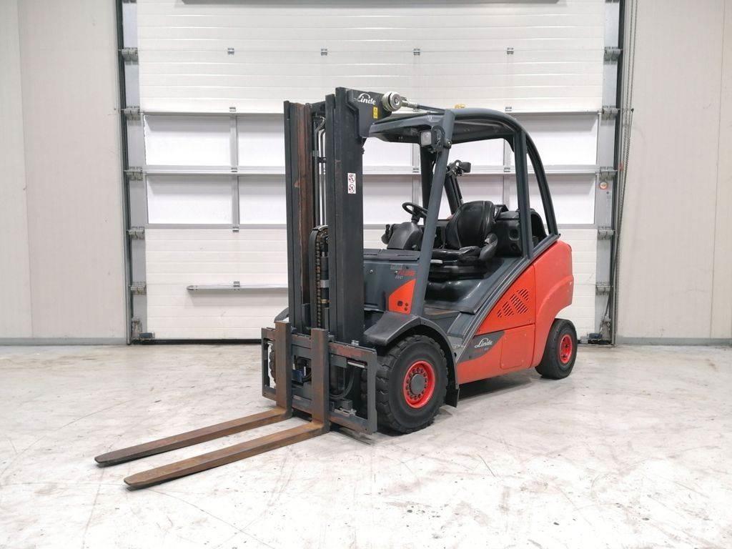 Linde H35T-02 LPG heftrucks