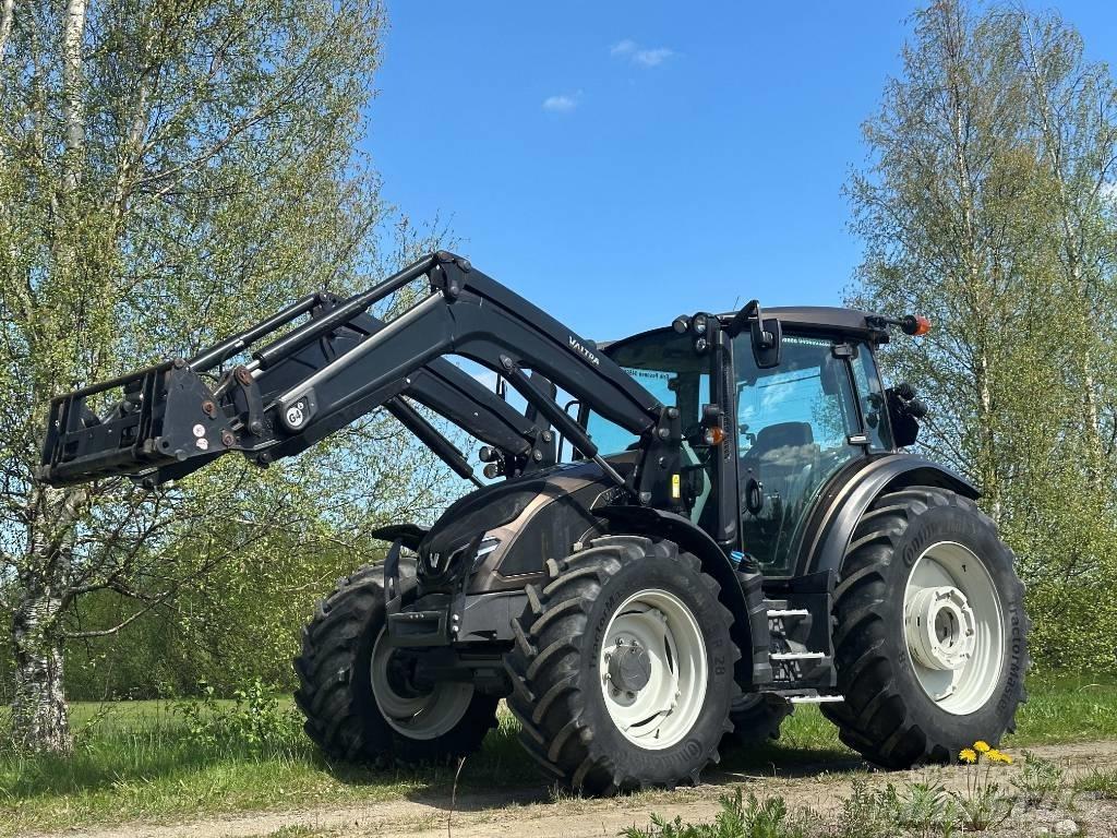 Valtra G 135 Active Tractoren