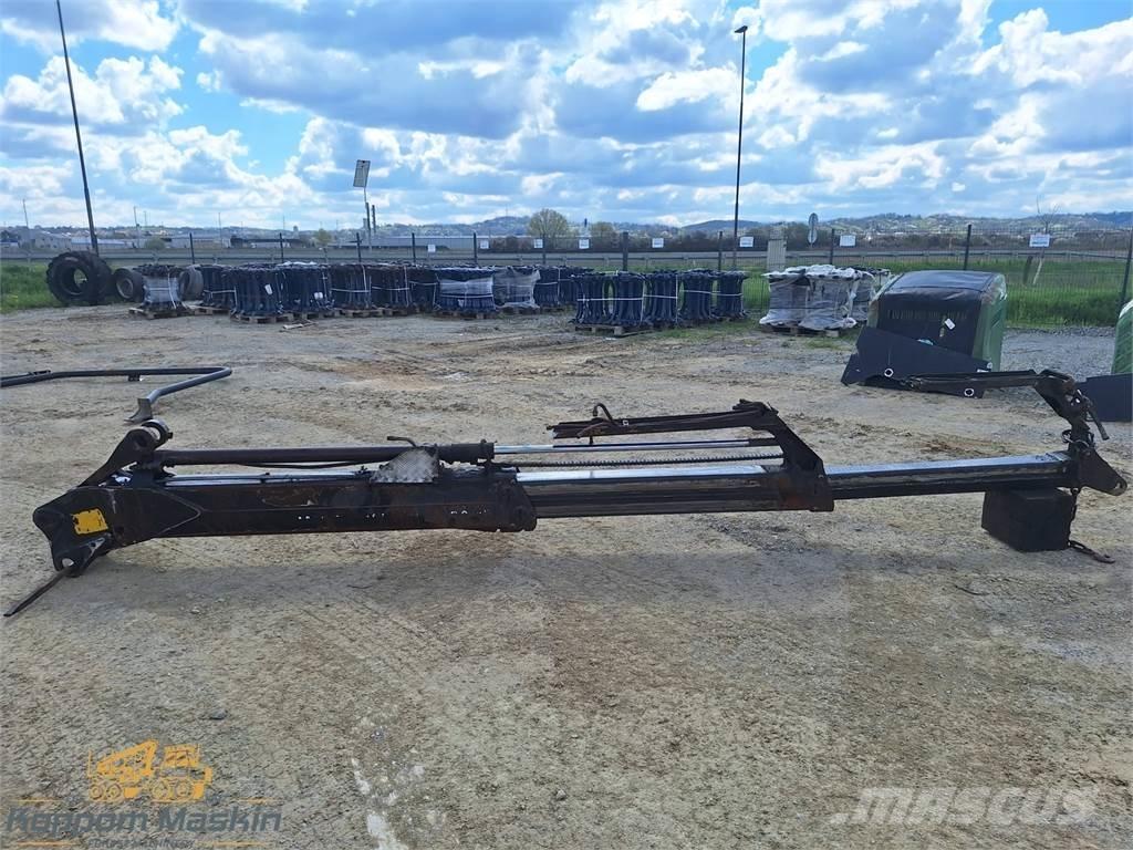 Loglift F71 Uitrijwagenkranen