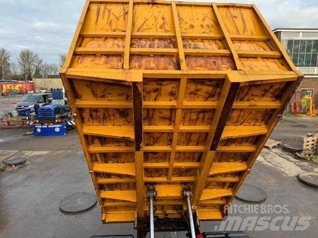 Morooka MST 1500 V D Rupsdumpers