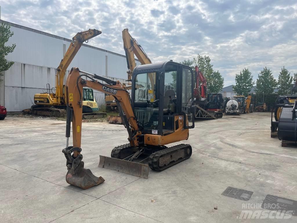 CASE CX 18 B Minigraafmachines < 7t