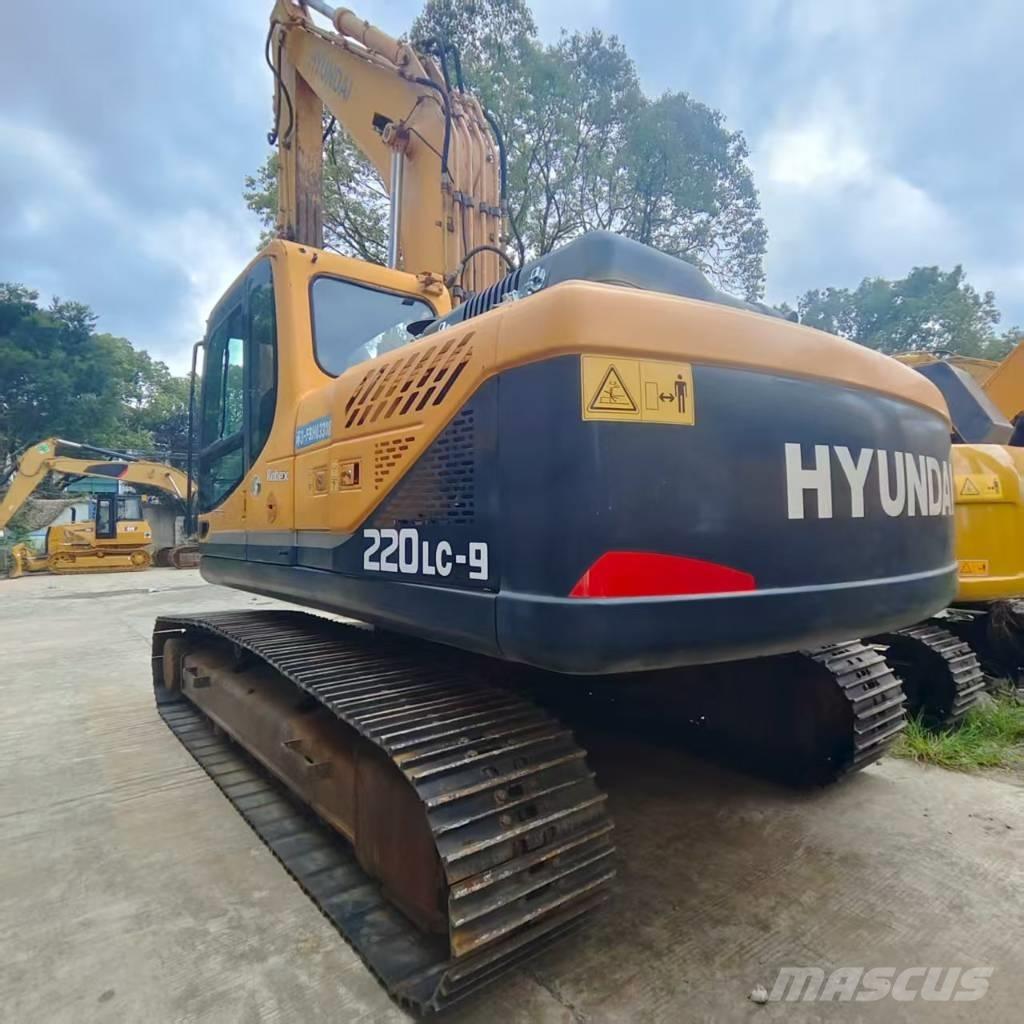 Hyundai R220LC=9S Rupsgraafmachines