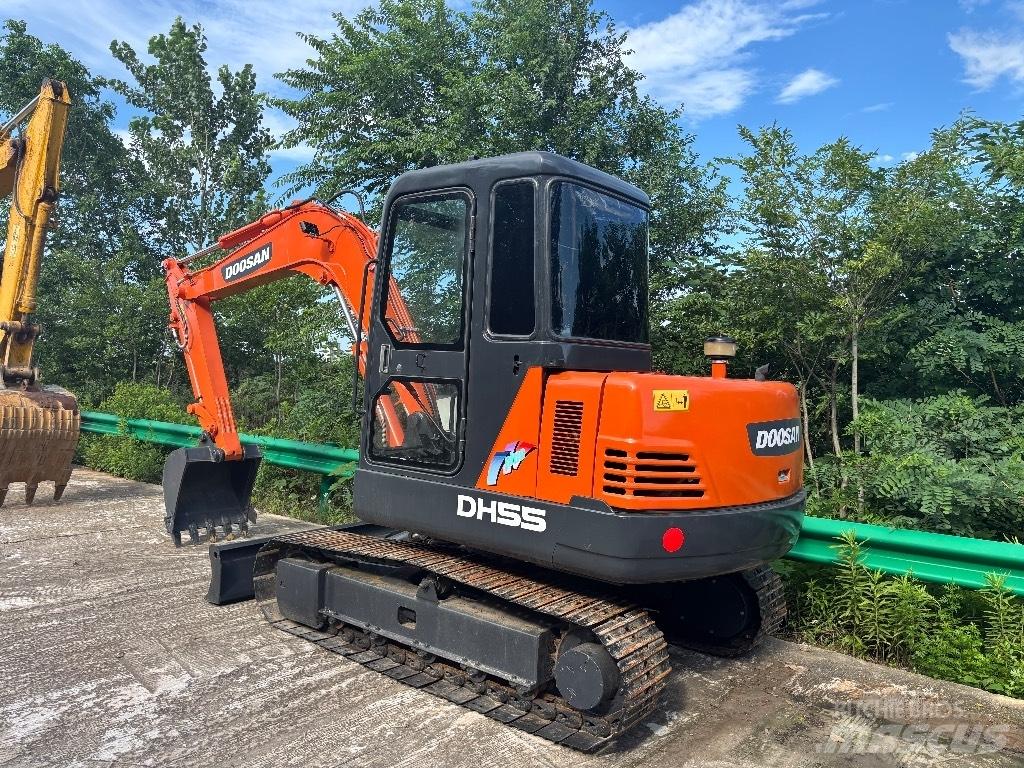 Doosan DH 55 Minigraafmachines < 7t