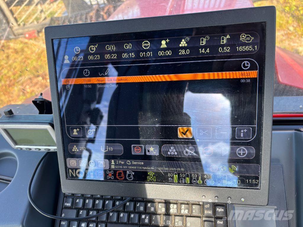 Komatsu 895 Uitrijwagens