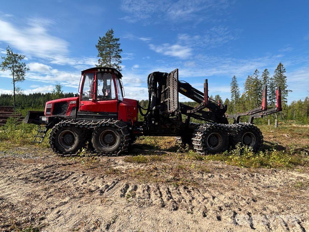 Komatsu 895 Uitrijwagens