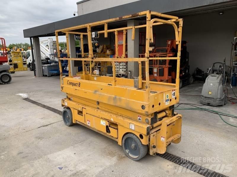 Haulotte Compact 8 Schaarhoogwerkers
