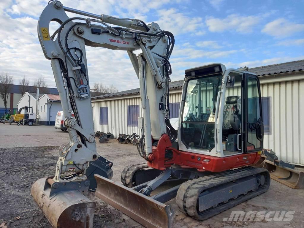 Takeuchi TB 370 CV Midigraafmachines 7t - 12t
