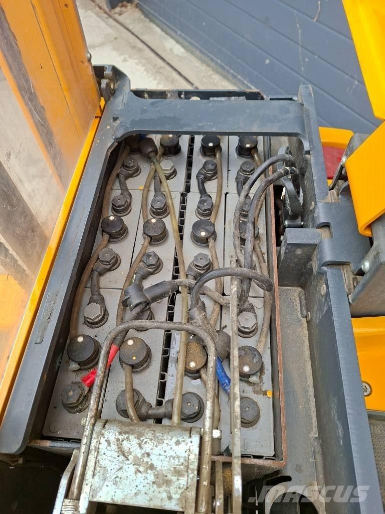 Jungheinrich EJD 220 Meeloop stapelaar