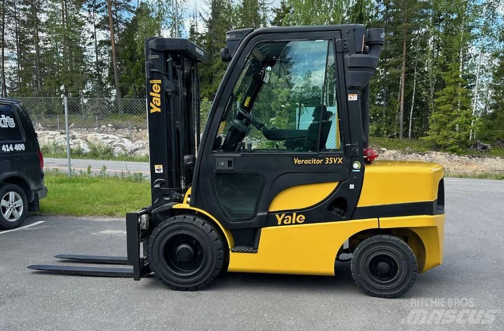 Yale GDP 35 VX Diesel heftrucks