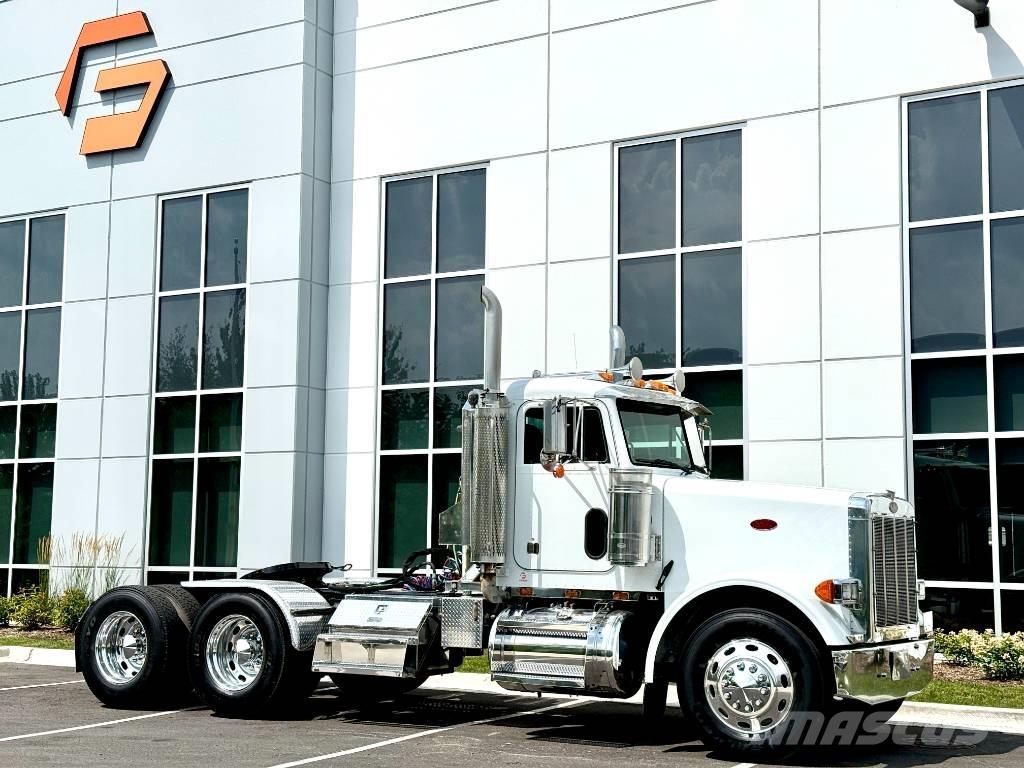 Peterbilt 378 Trekkers