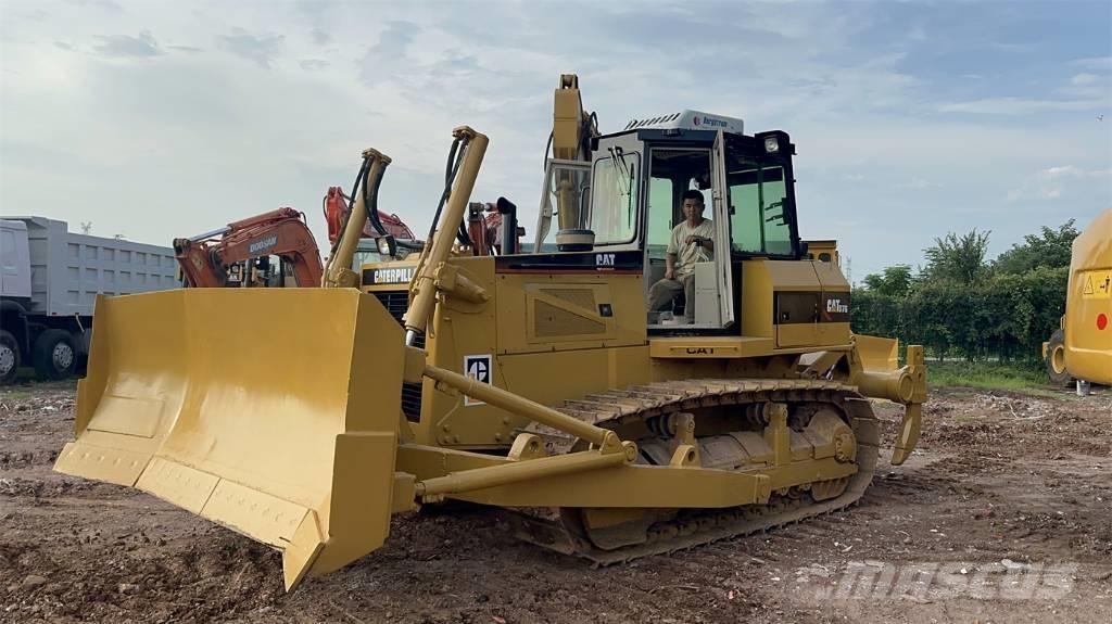 CAT D7G Rupsdozers