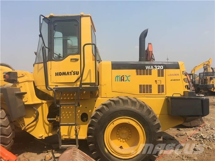 Komatsu WA 320-3 Wielladers