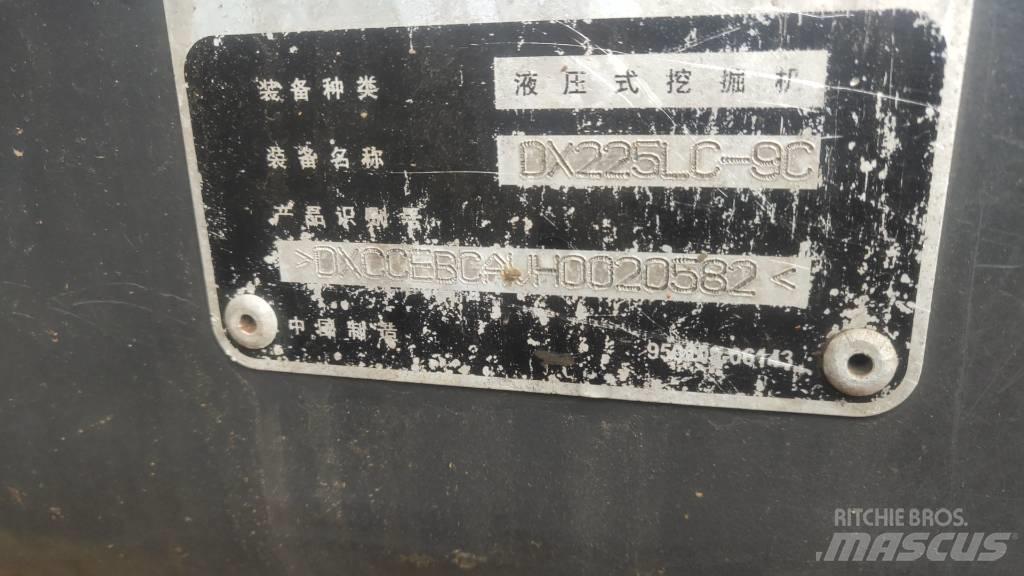 Doosan DX225LC-9C Rupsgraafmachines