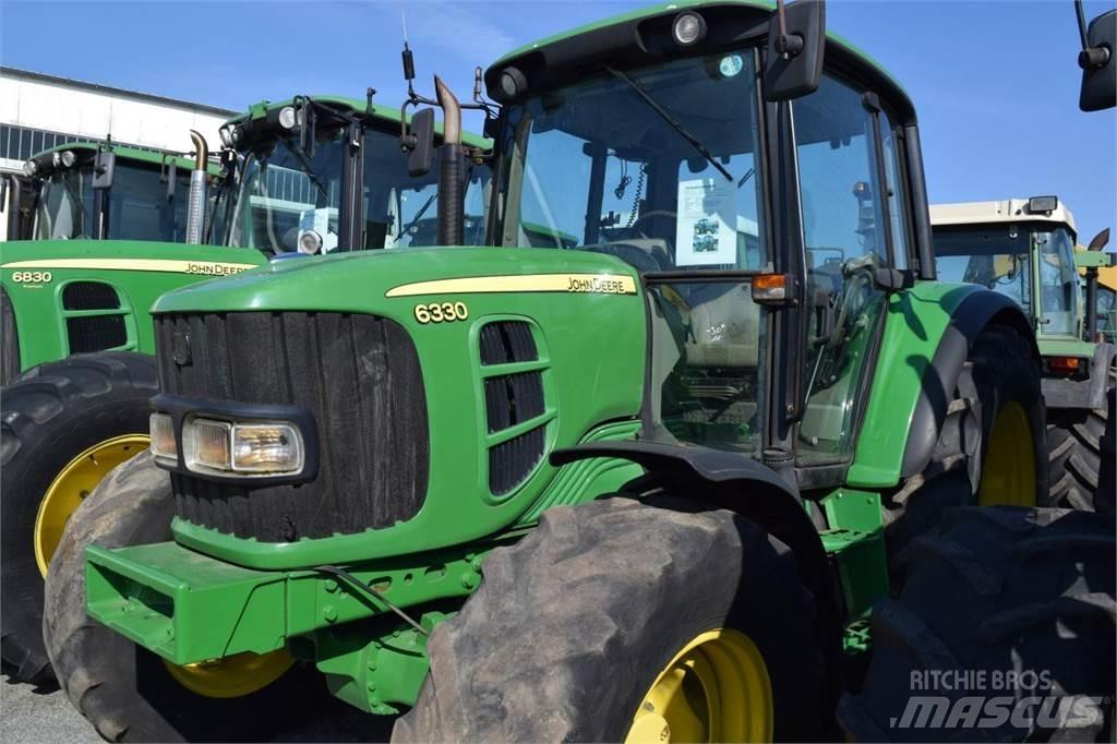 John Deere 6330 Tractoren