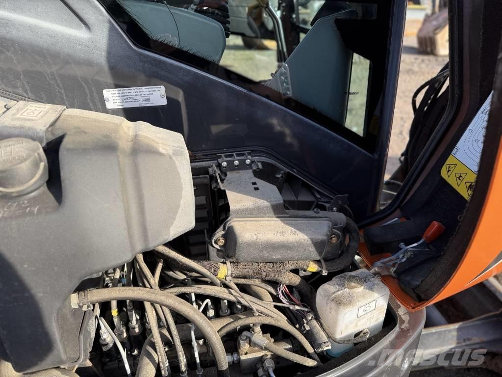 Develon DX 35 Z Minigraafmachines < 7t