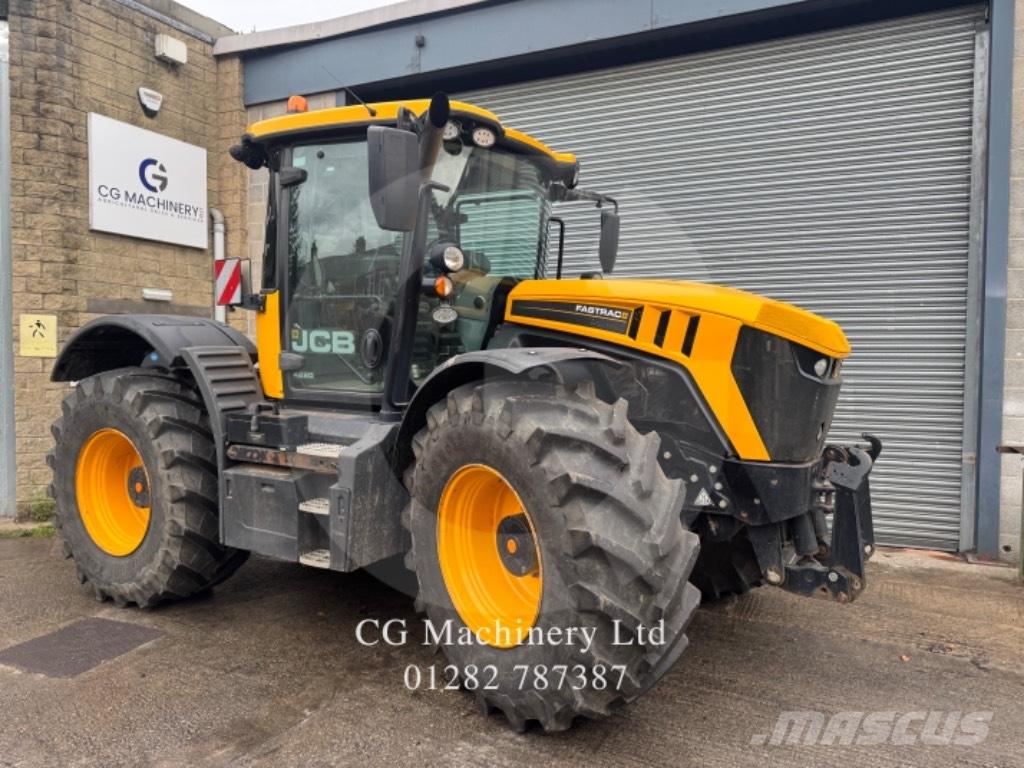 JCB Fastrac 4220 Tractoren