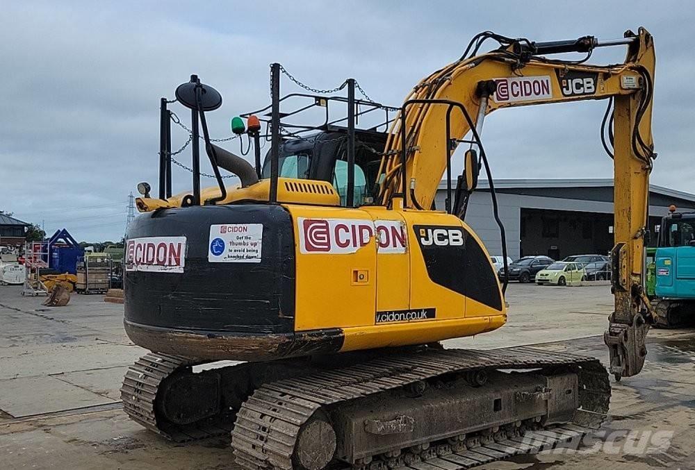 JCB JS 130 LC Rupsgraafmachines