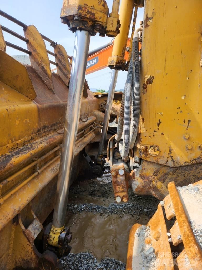 CAT D 9 N Rupsdozers