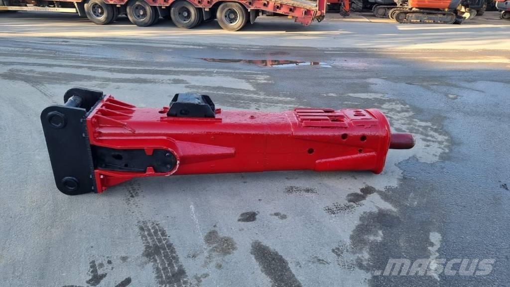 NPK 2600 Hamers en brekers