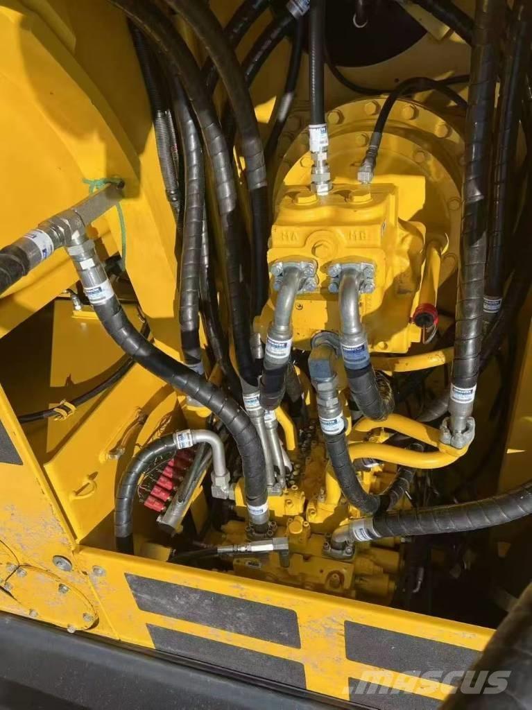 Komatsu 300-7 Rupsgraafmachines