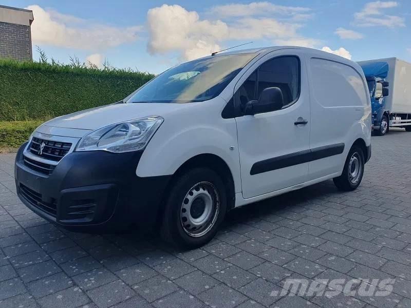 Peugeot Partner Gesloten opbouw