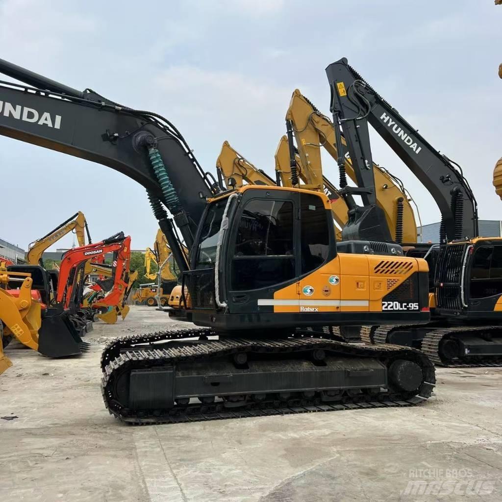 Hyundai 220LC-9S Midigraafmachines 7t - 12t