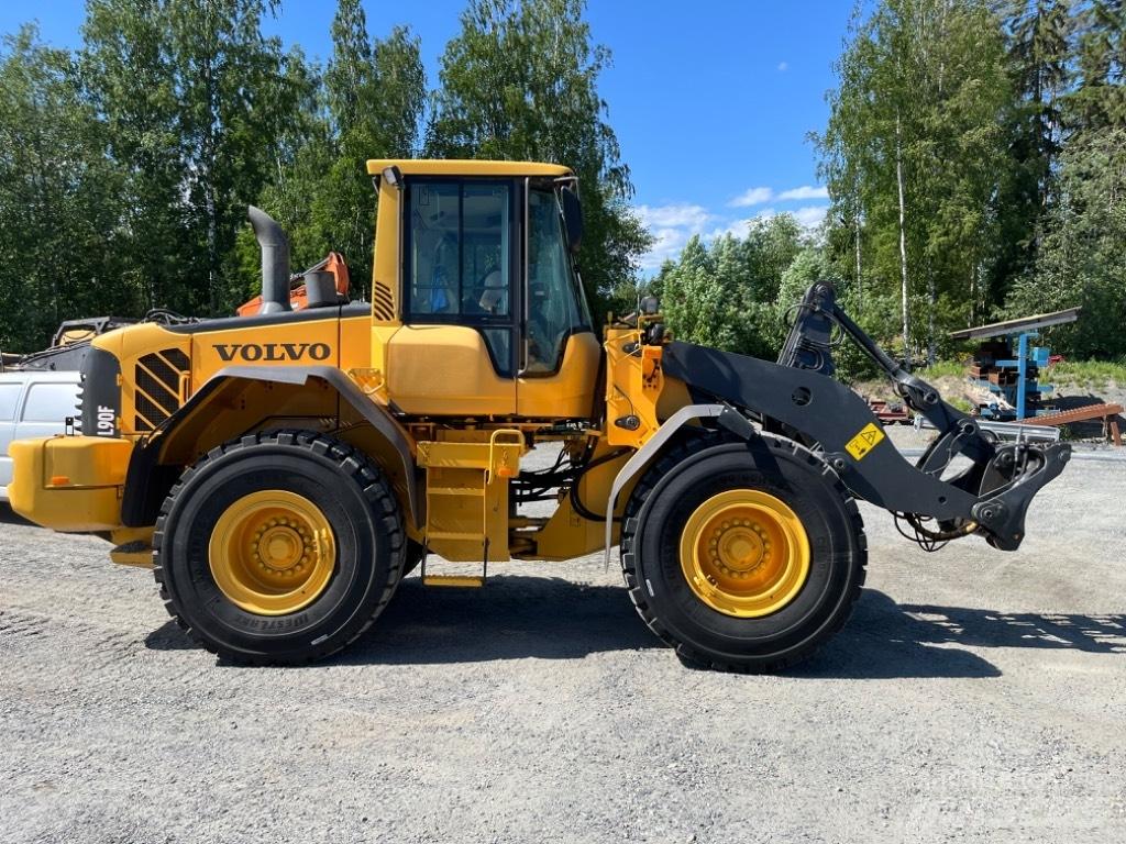 Volvo L 90 F Wielladers