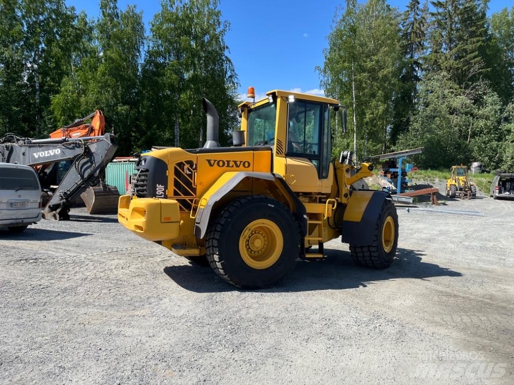 Volvo L 90 F Wielladers