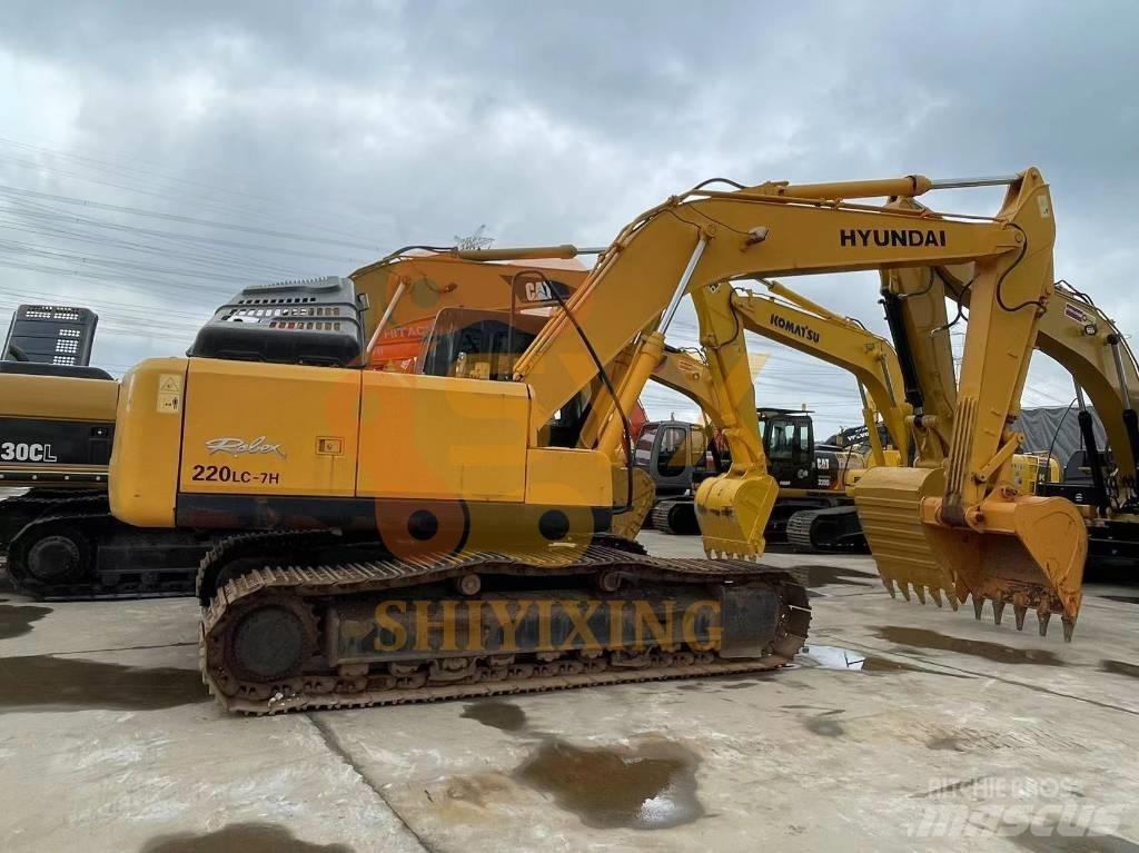 Hyundai Robex 220-7 Rupsgraafmachines