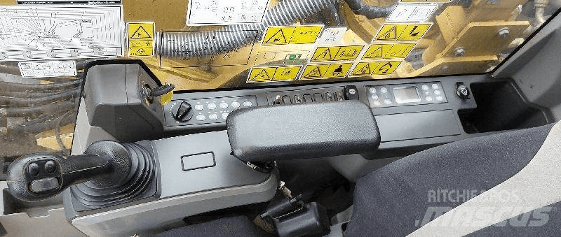 CAT 326F Rupsgraafmachines