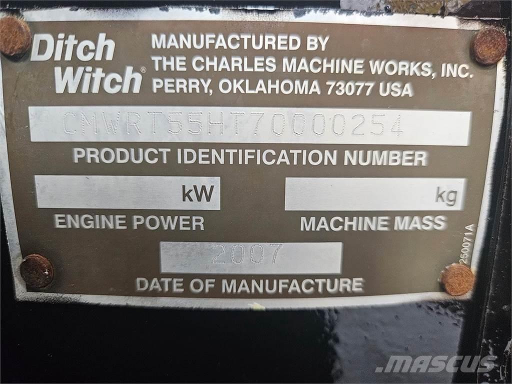 Ditch Witch RT55 Steen en betonzagen