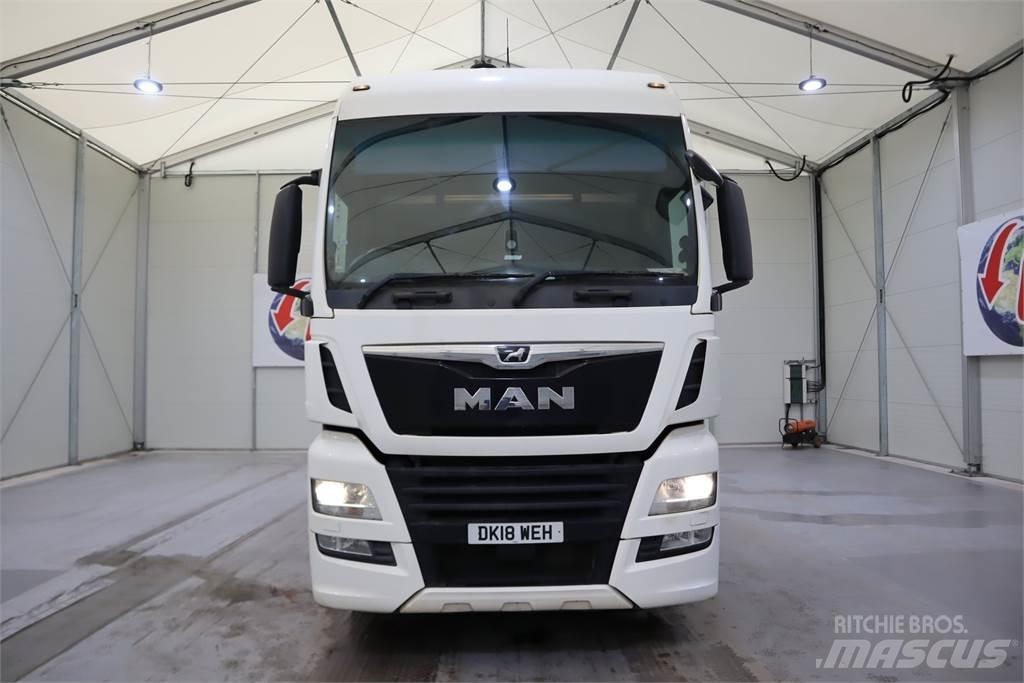 MAN TGS 26.500 Trekkers