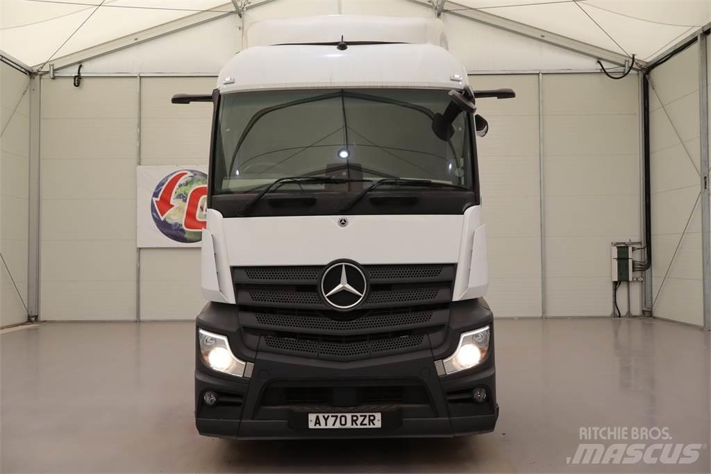 Mercedes-Benz Actros 1845 Trekkers