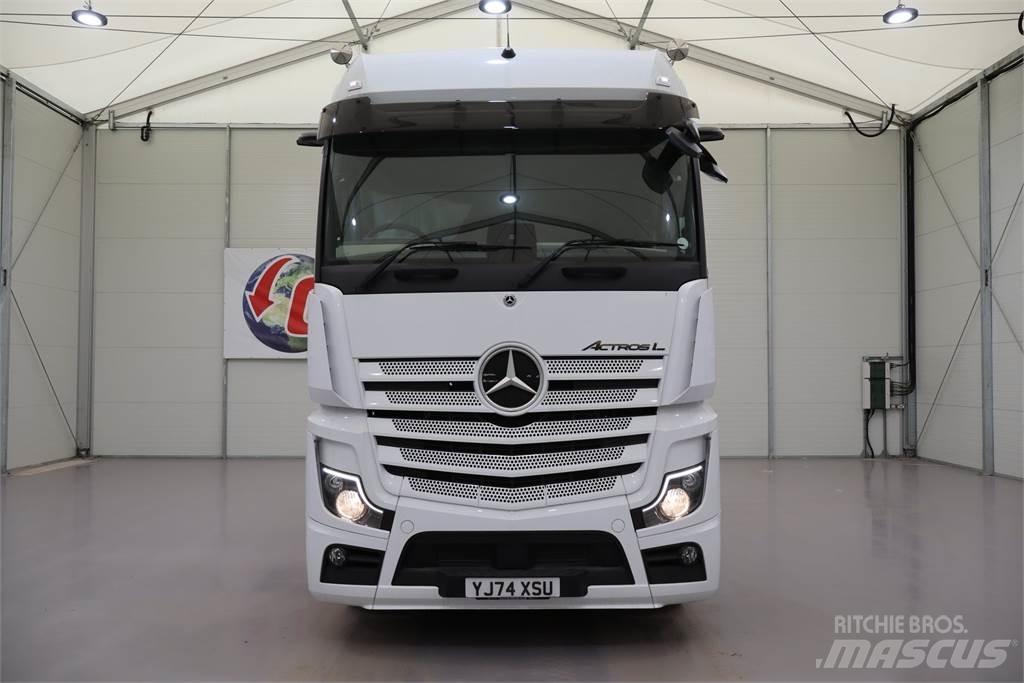 Mercedes-Benz Actros 2545 Trekkers
