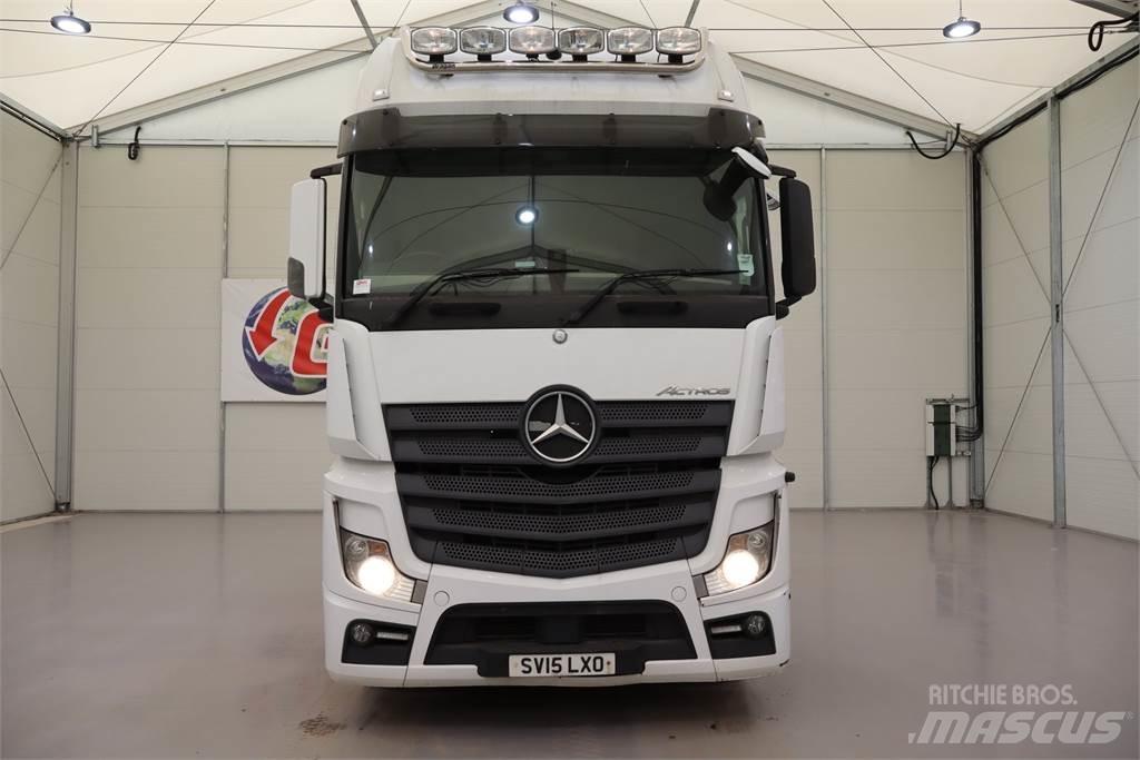 Mercedes-Benz Actros 2548 Trekkers