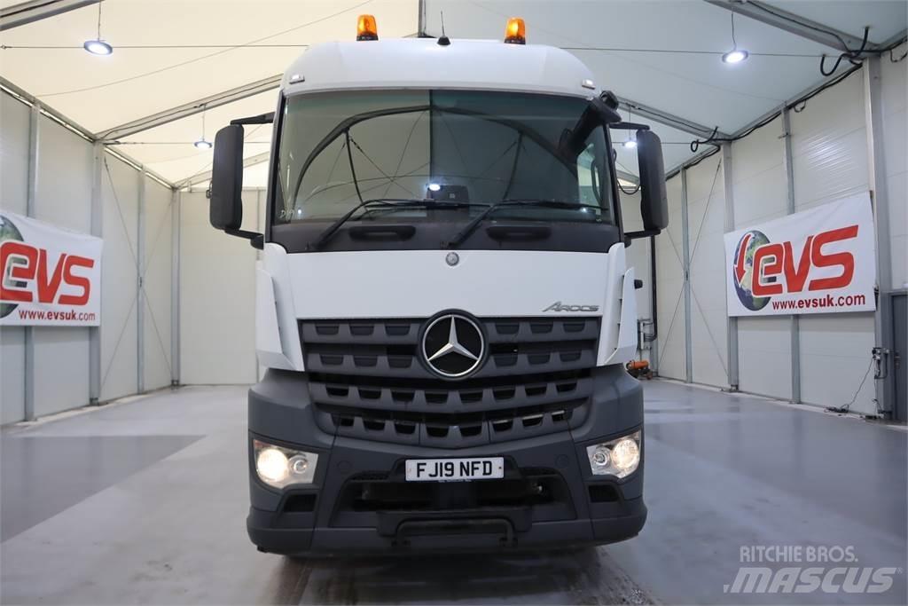 Mercedes-Benz Arocs 1824 Schuifzeilopbouw