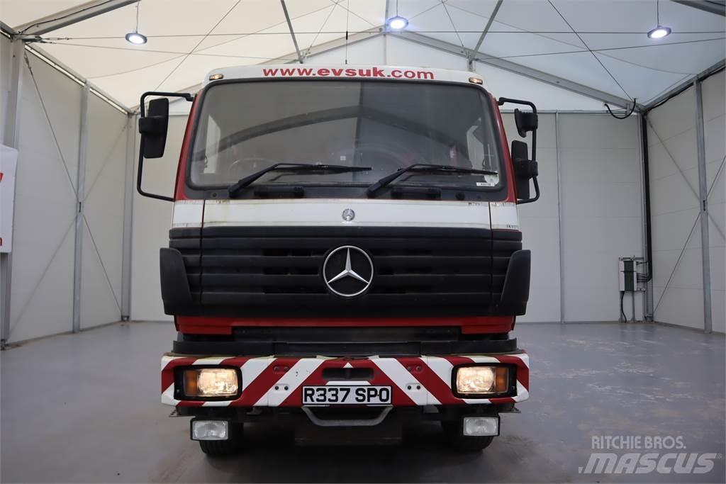 Mercedes-Benz MK 2524 Schuifzeilopbouw