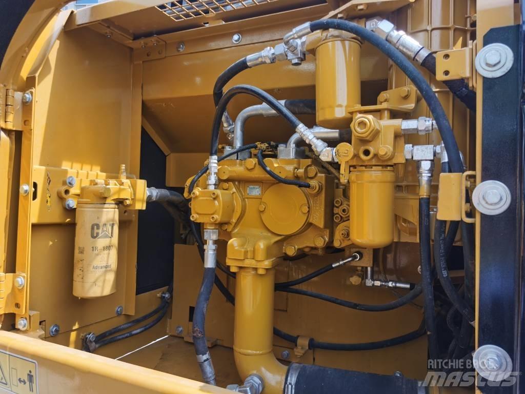 CAT 325 D Rupsgraafmachines