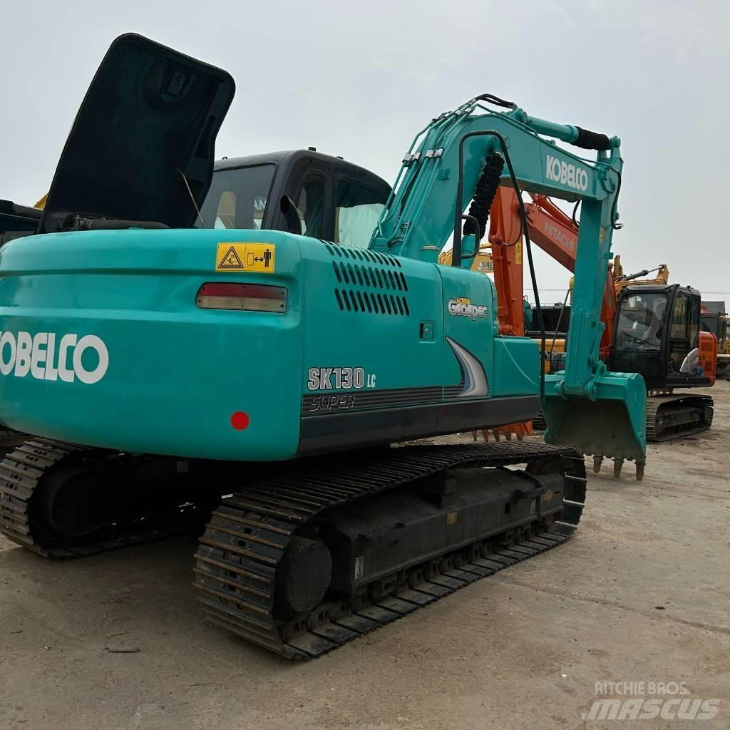 Kobelco 130 Rupsgraafmachines