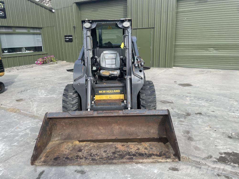 New Holland L 234 Schrankladers