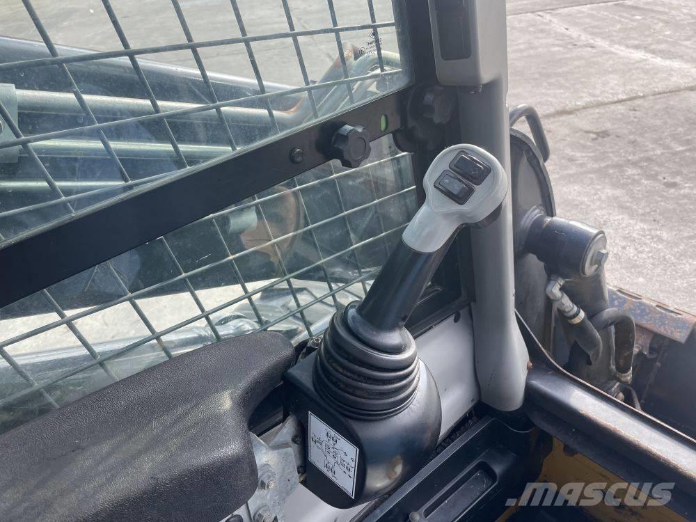 New Holland L 234 Schrankladers