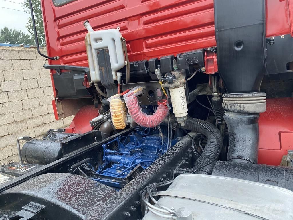 Shacman F3000 6x4 Trekkers