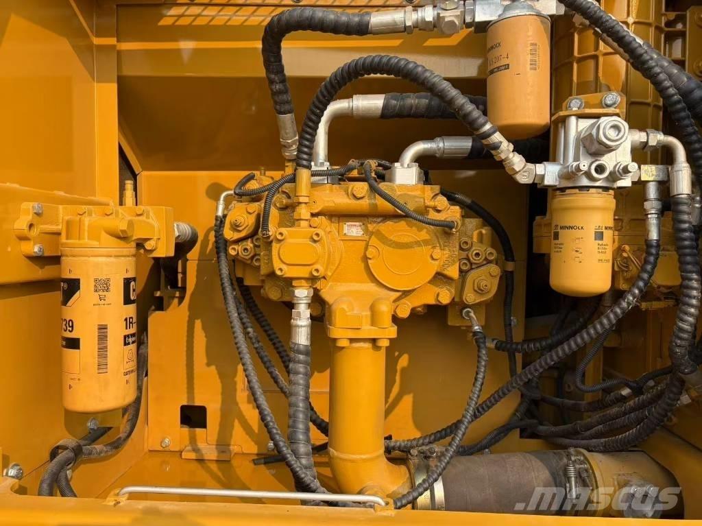 CAT 325 D Rupsgraafmachines