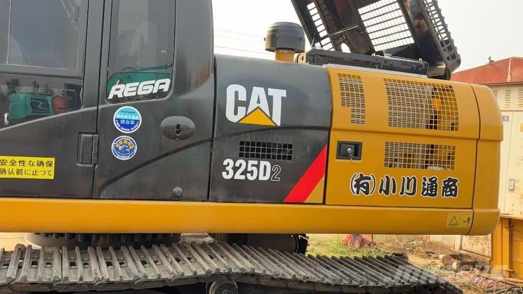 CAT 325 D Rupsgraafmachines