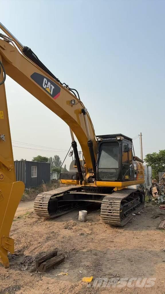CAT 325 D Rupsgraafmachines