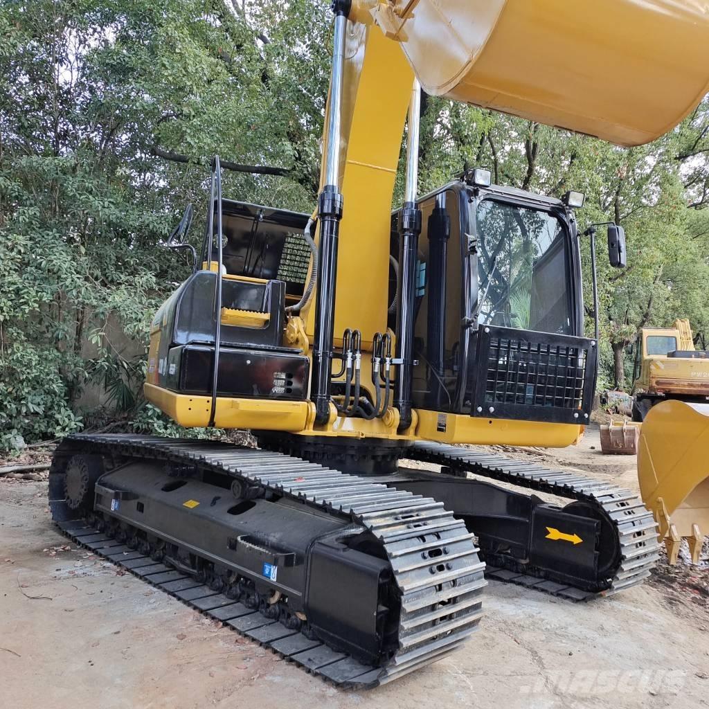 CAT 320 D Rupsgraafmachines